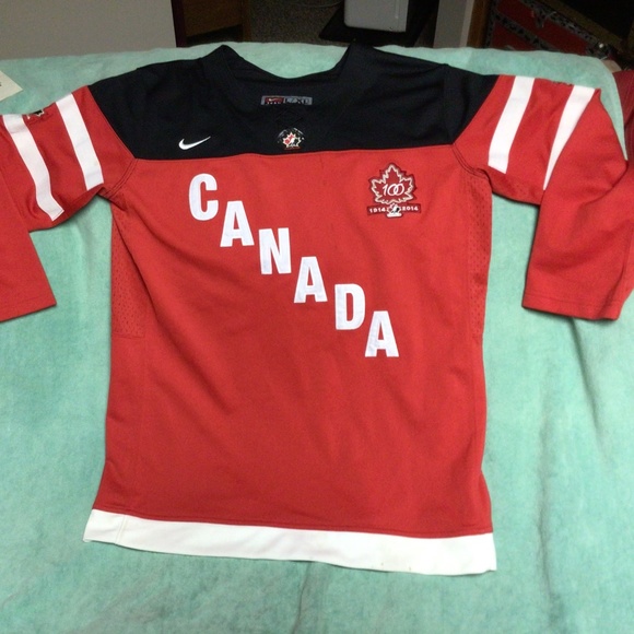 TEAM CANADA jersey - Picture 1 of 1